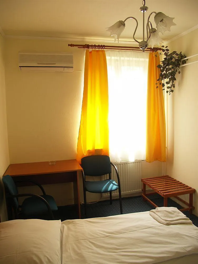 *** Bed & Breakfast Carmen Pension Budapest Ungern