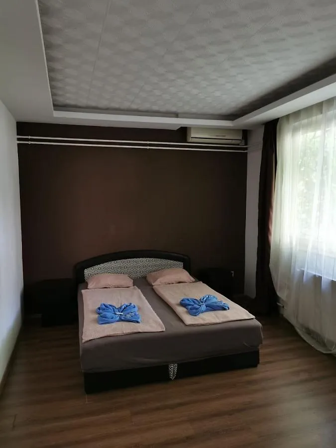 ***  Carmen Pension Bed & Breakfast Budapest Hungary